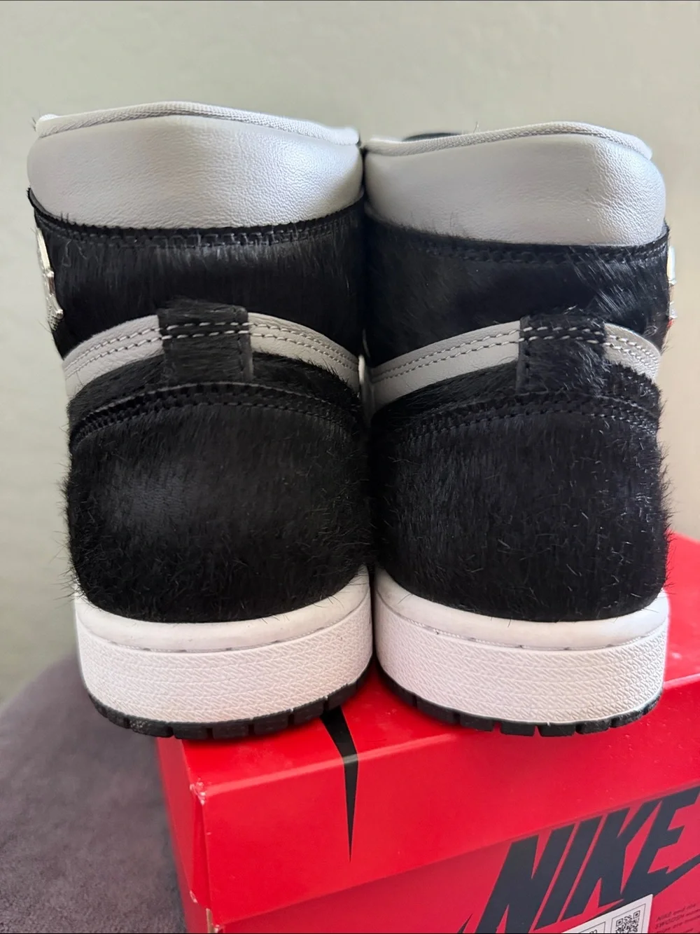 2022 Nike Air Jordan 1 Retro High OG Twist 2.0 Medium Grey W9 - M7.5 Real Fur
